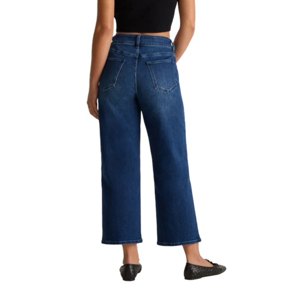 Quince stretch patch pocket cropped wide leg Jeans in dark wash - Picture 3 of 15